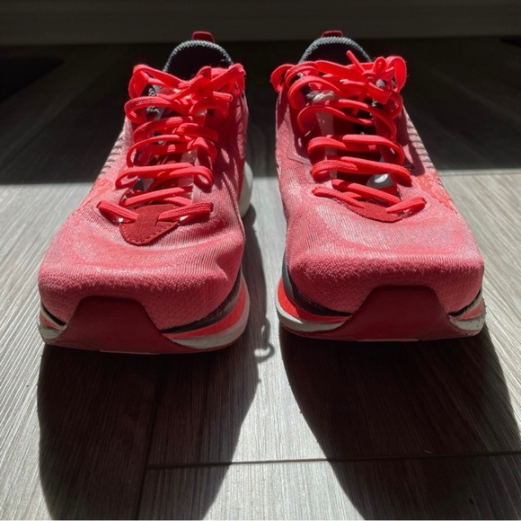 Saucony Endorphin Speed 2 Women’s 8.5 - Picture 5 of 6